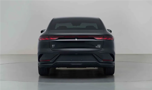 線上賭場:605km超長續航!比亞迪領滙e9官圖發佈:專攻出行市場